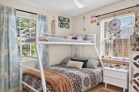 1335 Wellington Street, West Palm Beach FL - photo 8 of 25