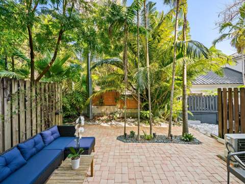 1705 E Las Olas Boulevard #3, Fort Lauderdale FL - photo 9 of 29