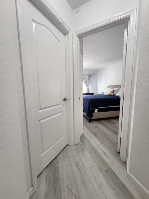 5831 Monterra Club Drive, Lake Worth FL - photo 10 of 23