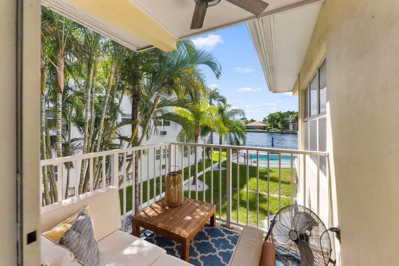 1 bedroom Stock Cooperative at 615 S Riverside Drive #7, Woodcrest Terrace Co-Op, Pompano Beach — photo 4