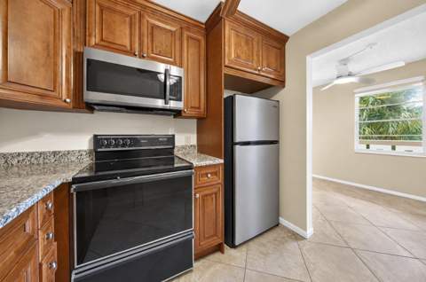 3020 Ashby D #3020, Deerfield Beach FL - photo 8 of 25