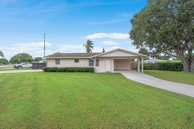 2 bedroom Single Family Residence at 2766 New York Street, Larson, West Palm Beach — photo 2