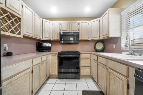 2766 New York Street, West Palm Beach FL - photo 11 of 29