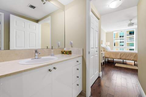700 E Boynton Beach Boulevard, Boynton Beach FL - photo 24 of 36