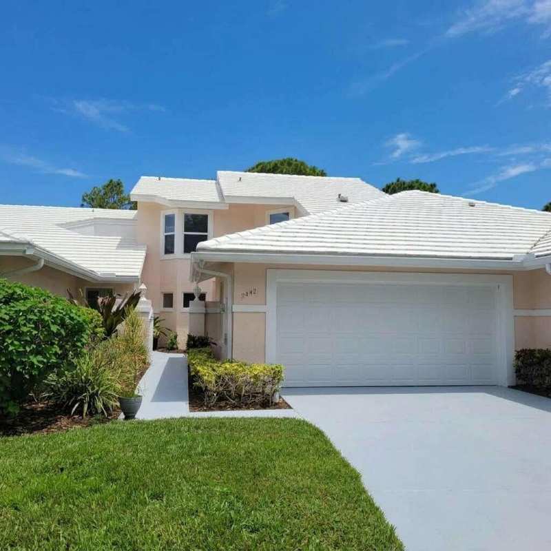 3 bedroom Townhouse at 2442 SW Foxpoint Trail, Monarch Country Club, Palm City — photo 1