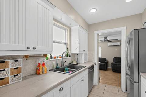 1403 Tahoe Court, Lake Worth FL - photo 11 of 29