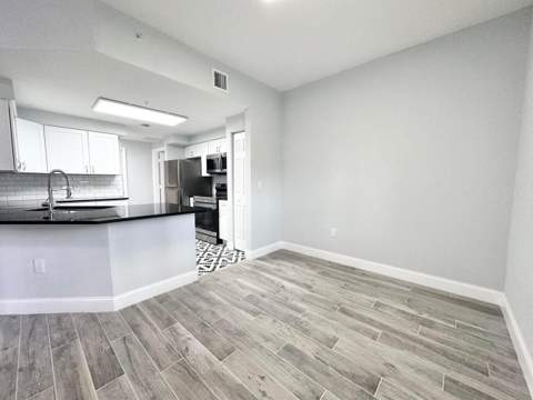 2730 Anzio Court #105, Palm Beach Gardens FL - photo 9 of 48