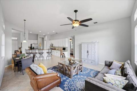 213 Magnolia Lakes Boulevard, Port St. Lucie FL - photo 11 of 49