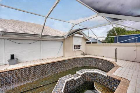 1520 Wilderness Road, West Palm Beach FL - photo 13 of 55