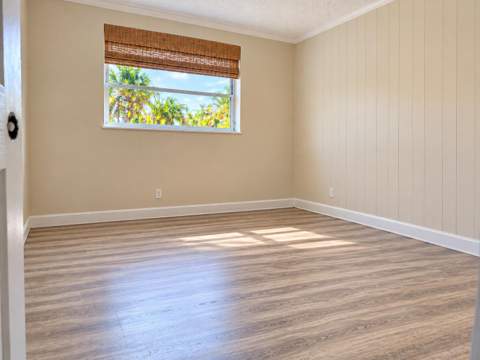 1222 NW Green Pine Lane, Stuart FL - photo 11 of 22