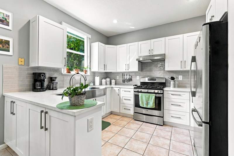 3 bedroom Single Family Residence at 1034 Cape Cod Terrace, Olive Tree Par 6A, Greenacres — photo 3