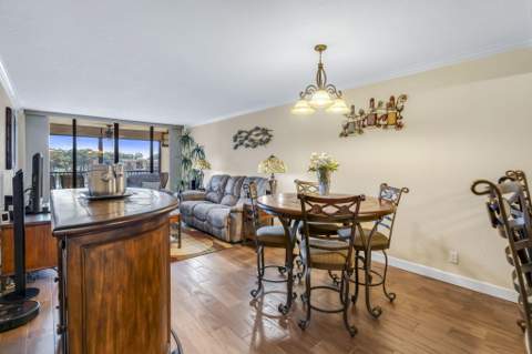 6427 Coral Lake Drive #303, Margate FL - photo 14 of 61