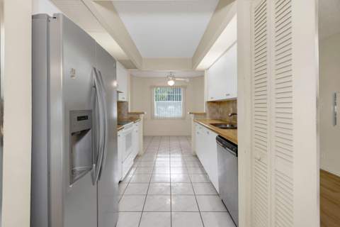 1703 Andros Isle #J1, Coconut Creek FL - photo 16 of 62
