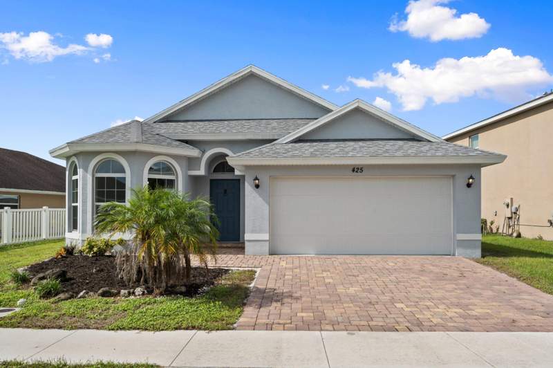 3 bedroom Single Family Residence at 425 Seafoam Circle, Morningside Palm Breezes Club Phase 2A, Fort Pierce — photo 4