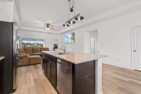 425 Seafoam Circle, Fort Pierce FL - photo 13 of 37