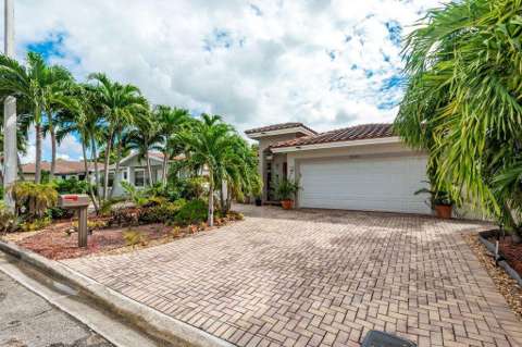 3040 NW 7Th Street, home for sale in Fort Lauderdale 33311