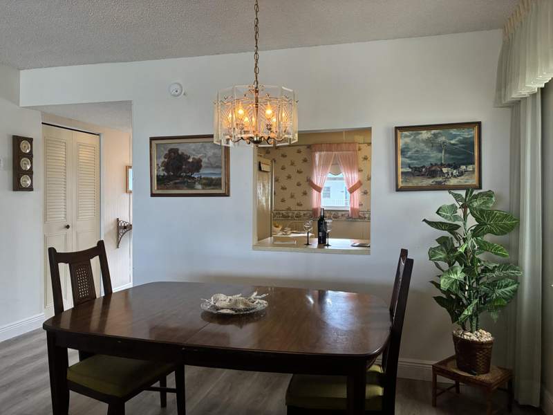 2 bedroom Condominium at 4629 Poinciana Street, Poinciana-By-The-Sea Condo, Lauderdale-By-The-Sea — photo 4