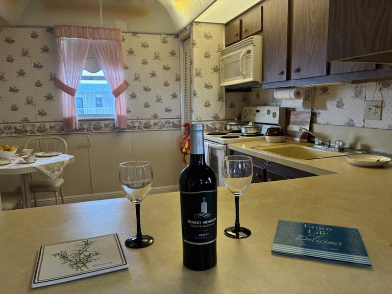 2 bedroom Condominium at 4629 Poinciana Street, Poinciana-By-The-Sea Condo, Lauderdale-By-The-Sea — photo 5