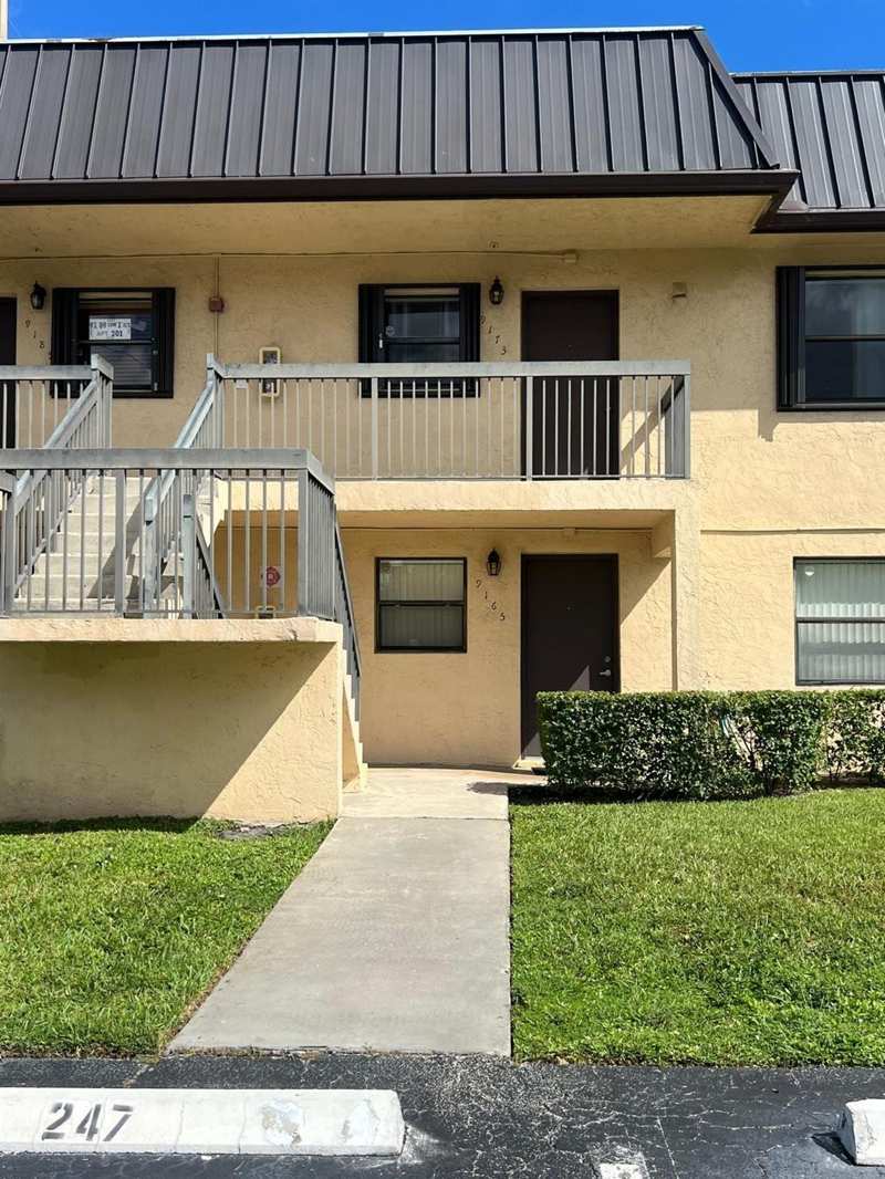 2 bedroom Condominium at 9165 NW 1st Street #102, Pine Lake Seven Condo, Pembroke Pines — photo 1