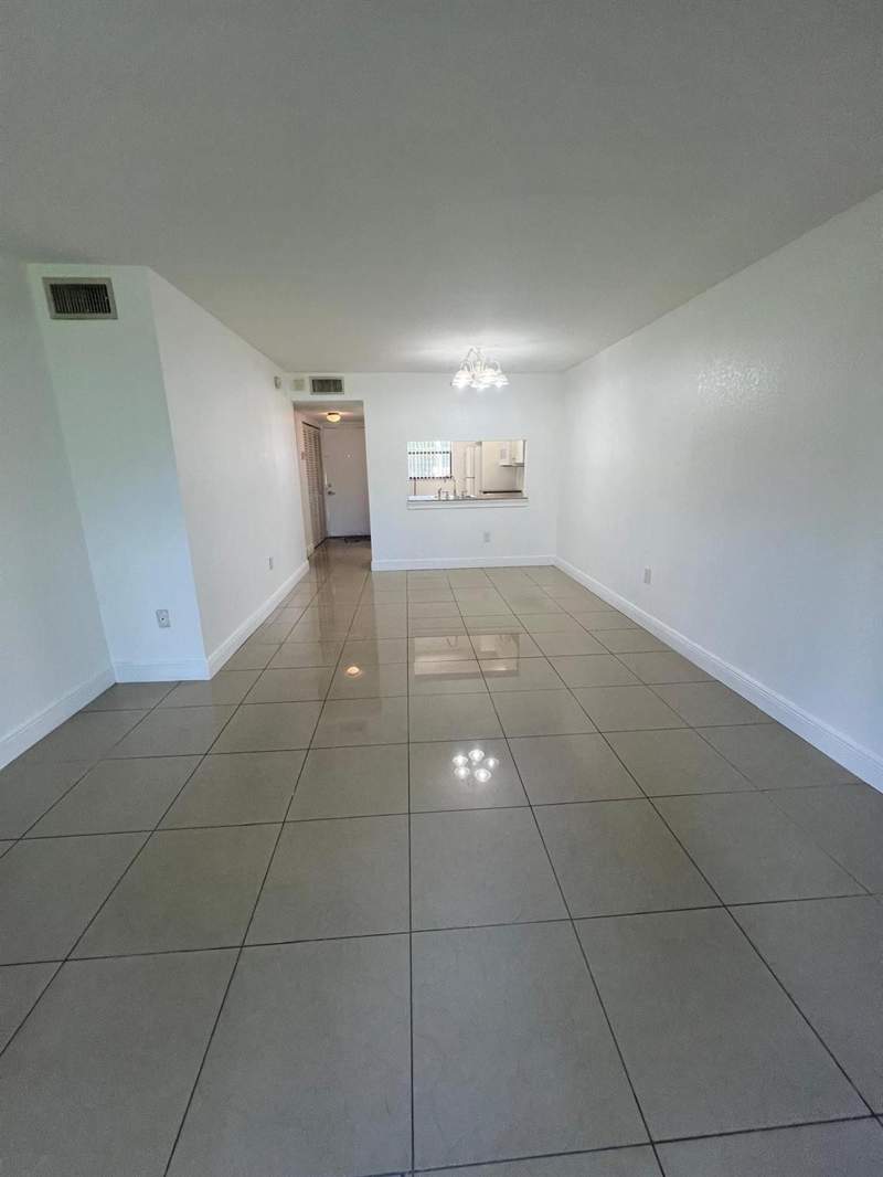 2 bedroom Condominium at 9165 NW 1st Street #102, Pine Lake Seven Condo, Pembroke Pines — photo 5