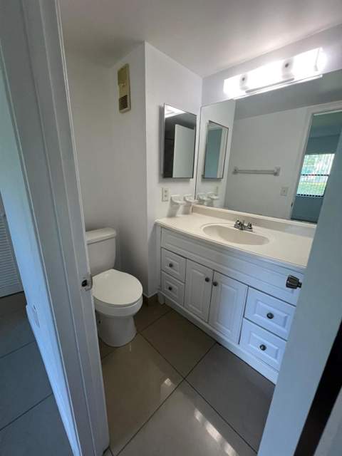 9165 NW 1st Street #102, Pembroke Pines FL - photo 10 of 21