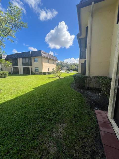 9165 NW 1st Street #102, Pembroke Pines FL - photo 19 of 21