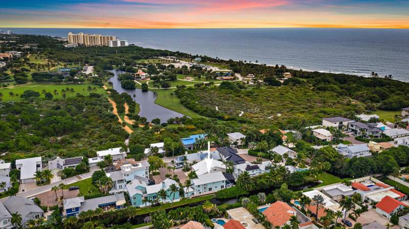 3 bedroom Single Family Residence at 604 Xanadu Place, Xanadu By The Sea, Jupiter — photo 3