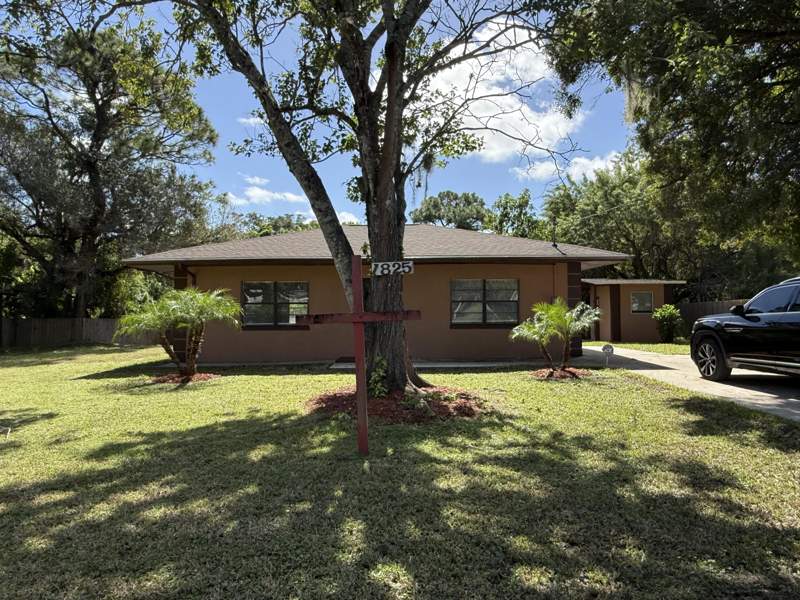 2 bedroom Single Family Residence at 1825 Keystone Terrace, Maravilla Heights Subdivision, Fort Pierce — photo 4