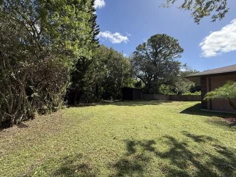1825 Keystone Terrace, Fort Pierce FL - photo 8 of 21