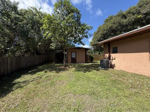 1825 Keystone Terrace, Fort Pierce FL - photo 12 of 21