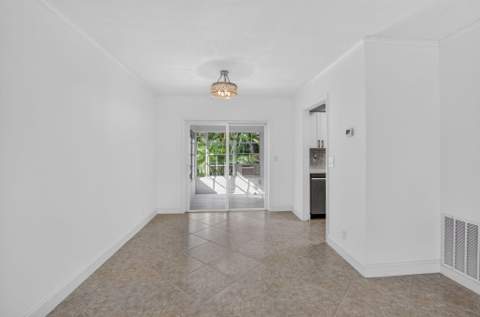 632 Jaeger Drive, Delray Beach FL - photo 9 of 59