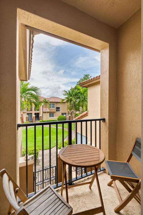 6515 Diamond Springs Terrace #2402, West Palm Beach FL - photo 16 of 22