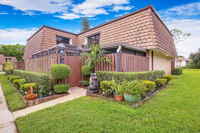 3 bedroom Townhouse at 1916 19th Lane #93A, Sherwood Lakes, Greenacres — photo 1