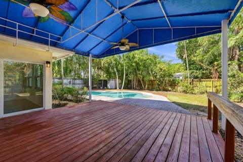617 NW 28th Court, Wilton Manors FL - photo 15 of 20