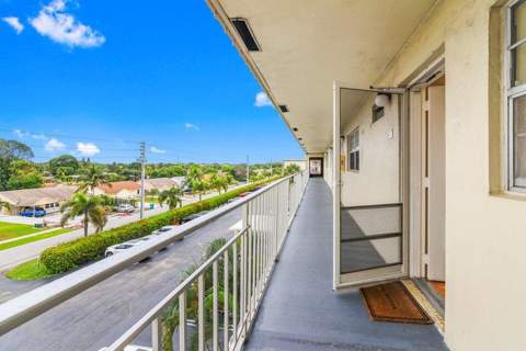 130 NE 26th Avenue #4070, Boynton Beach FL - photo 6 of 33