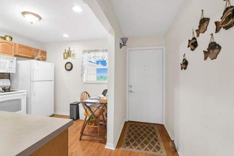 130 NE 26th Avenue #4070, Boynton Beach FL - photo 7 of 33