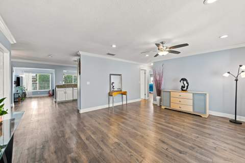 3801 NW 104th Avenue, Coral Springs FL - photo 12 of 50