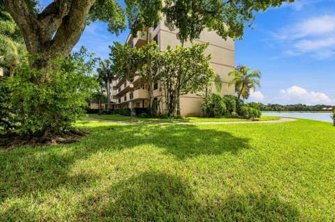 2768 Carambola Circle #302, Coconut Creek FL - photo 10 of 55