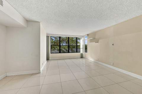 2768 Carambola Circle #302, Coconut Creek FL - photo 24 of 55