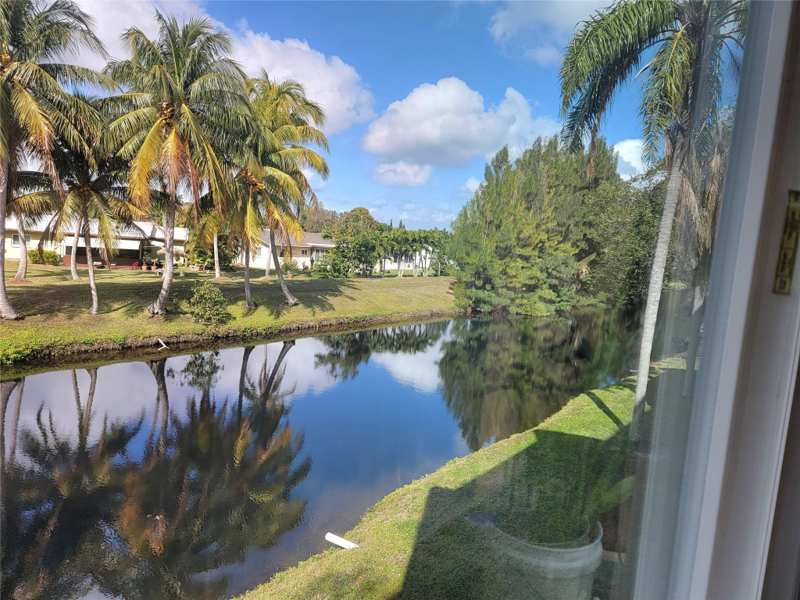 2 bedroom Condominium at 8260 SW 24th Street #6214, Oakbrook IV V Vi Vii Condo, North Lauderdale — photo 1