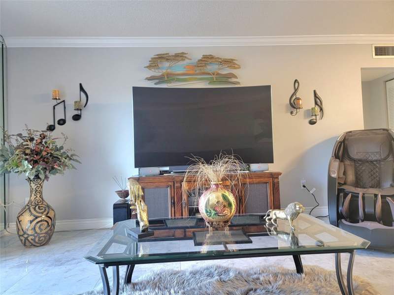 2 bedroom Condominium at 8260 SW 24th Street #6214, Oakbrook IV V Vi Vii Condo, North Lauderdale — photo 5