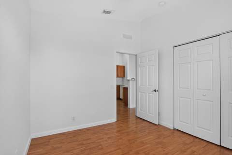 3037 Laurel Ridge Circle, Riviera Beach FL - photo 20 of 43