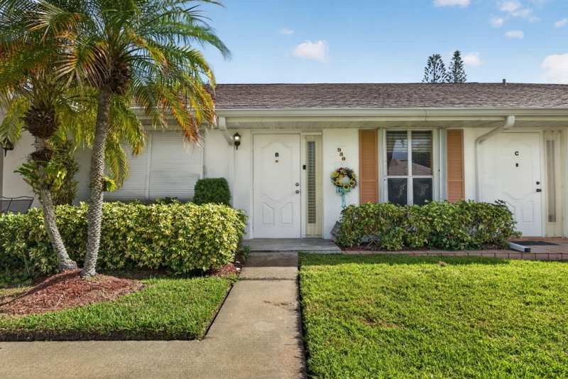 2 bedroom Condominium at 930 Savannas Point Drive #B, High Point Of Fort Pierce Condominium Section 2, Fort Pierce — photo 1