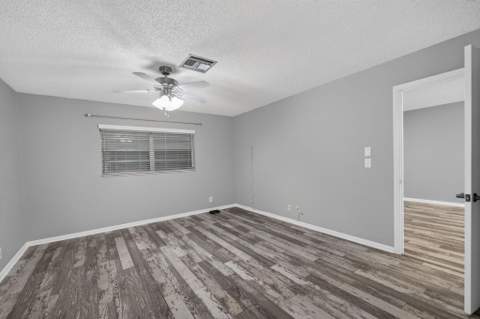 930 Savannas Point Drive #B, Fort Pierce FL - photo 19 of 31
