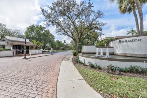 7780 NW 79th Avenue #F2, Tamarac FL - photo 21 of 47
