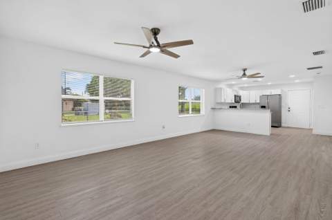 2011 San Diego Avenue, Fort Pierce FL - photo 15 of 27
