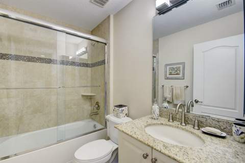 5767 Monterra Club Drive, Lake Worth FL - photo 19 of 46