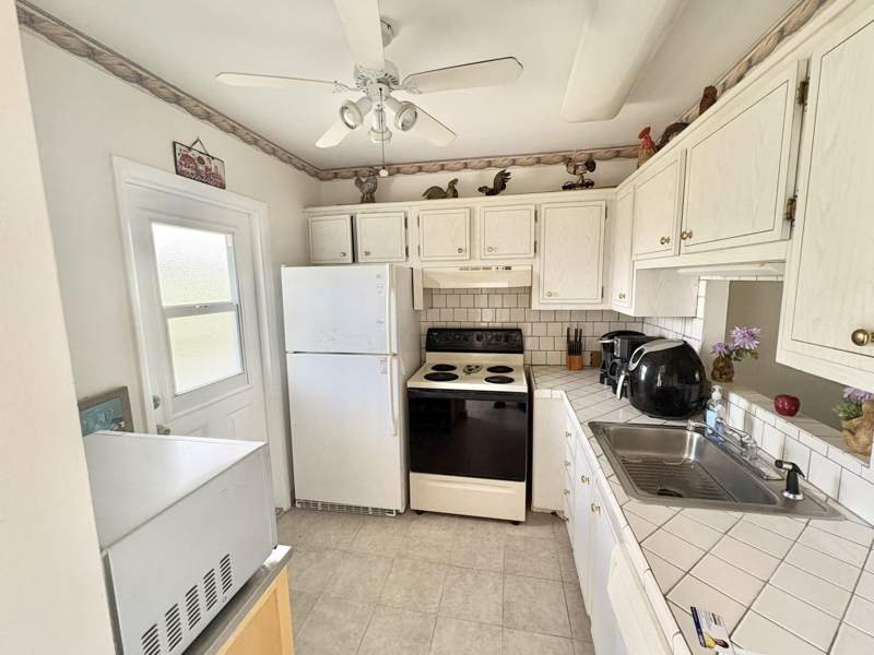 2 bedroom Condominium at 3506 NW 49th Avenue #604, Hawaiian Garden, Lauderdale Lakes — photo 4
