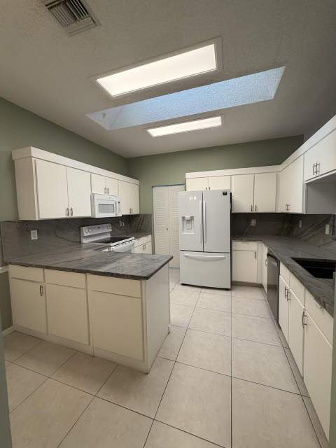 7705 Mansfield Hollow Road, Delray Beach FL - photo 18 of 33