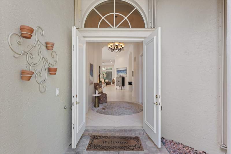 3 bedroom Single Family Residence at 4017 Manchester Lake Drive, Wycliffe, Lake Worth — photo 3